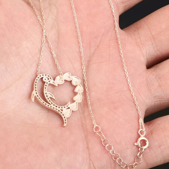 Ocean lover turquoise dolphin heart necklace - Picture 4 of 4